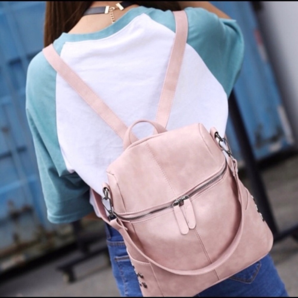 Beautiful mini backpack - Picture 3 of 8